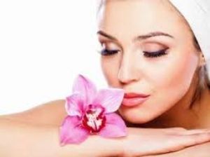  सर्दियों में नहीं फटेगी त्&zwj;वचा, बस फॉलो करें ये ट&zwj;िप्&zwj;स