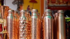 तांबे की बोतल को फ्रीज में क्यों नहीं रखना चाहिए? 