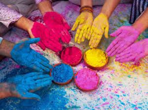   होली खेलने से पहले त्वचा पर लगाएं डॉक्टर द्वारा बताई गई ये 4 चीजें, स्किन नहीं होगी खराब