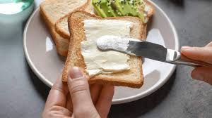   क्या आप भी नाश्ते में रोज खाते हैं ब्रेड? लिवर की इस बीमारी का बढ़ सकता है खतरा