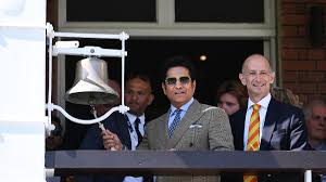 लॉर्ड्स स्थित एमसीसी संग्रहालय में सचिन तेंदुलकर के चित्र का अनावरण लॉर्ड्स स्थित एमसीसी संग्रहालय में सचिन तेंदुलकर के चित्र का अनावरण