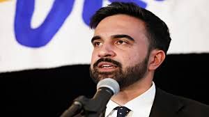 भारतीय-अमेरिकी जोहरान ममदानी न्यूयॉर्क के मेयर पद के लिए डेमोक्रेटिक प्राइमरी चुनाव में विजयी घोषित भारतीय-अमेरिकी जोहरान ममदानी न्यूयॉर्क के मेयर पद के लिए डेमोक्रेटिक प्राइमरी चुनाव में विजयी घोषित