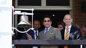 लॉर्ड्स स्थित एमसीसी संग्रहालय में सचिन तेंदुलकर के चित्र का अनावरण लॉर्ड्स स्थित एमसीसी संग्रहालय में सचिन तेंदुलकर के चित्र का अनावरण