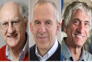  भौतिकी का नोबेल पुरस्कार क्वांटम मेकेनिक्स टनलिंग में काम करने वाले तीन वैज्ञानिकों को