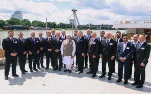  प्रधानमंत्री मोदी ने स्लोवाक उद्योगपतियों को भारत में निवेश के लिए किया आमंत्रित, आर्थिक सहयोग बढ़ाने पर जोर