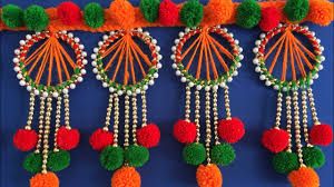  पुरानी चूड़ियों से बनाएं दरवाजों के लिए खूबसूरत तोरण