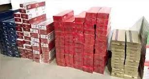 2.4 करोड़ रुपये की सिगरेट की खेप जब्त 2.4 करोड़ रुपये की सिगरेट की खेप जब्त