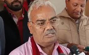 फोन ‘बीमारी' बन गया है, किसी भी शिक्षक को स्कूल में ले जाने की इजाजत नहीं होगी: राजस्थान के मंत्री फोन ‘बीमारी' बन गया है, किसी भी शिक्षक को स्कूल में ले जाने की इजाजत नहीं होगी: राजस्थान के मंत्री