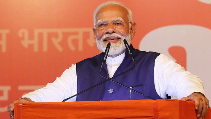 प्रधानमंत्री नरेंद्र मोदी ने लोगों को अपने सोशल मीडिया पर ‘मोदी का परिवार’ हटाने का अनुरोध किया प्रधानमंत्री नरेंद्र मोदी ने लोगों को अपने सोशल मीडिया पर ‘मोदी का परिवार’ हटाने का अनुरोध किया