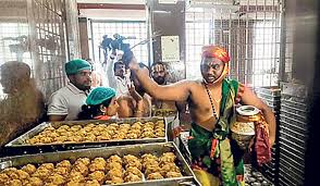 ब्रह्मोत्सवम के दौरान तिरुपति मंदिर में 30 लाख लड्डुओं की हुई बिक्री: टीटीडी ब्रह्मोत्सवम के दौरान तिरुपति मंदिर में 30 लाख लड्डुओं की हुई बिक्री: टीटीडी
