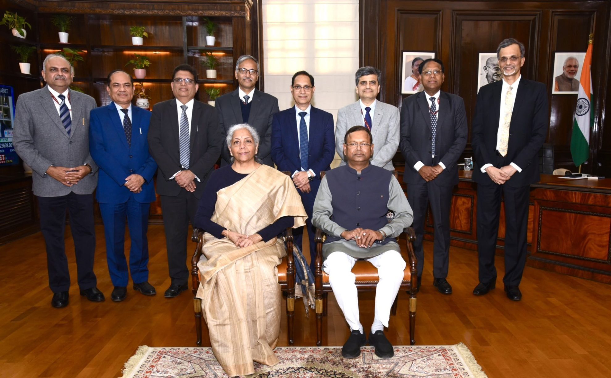 वित्त मंत्री निर्मला सीतारमण ने बजट को अंतिम रूप दिया, लगातार आठवीं बार पेश कर रचेंगी इतिहास वित्त मंत्री निर्मला सीतारमण ने बजट को अंतिम रूप दिया, लगातार आठवीं बार पेश कर रचेंगी इतिहास