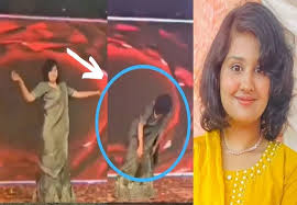 शादी में नाचते हुए दिल का दौरा पड़ने से महिला की मौत शादी में नाचते हुए दिल का दौरा पड़ने से महिला की मौत