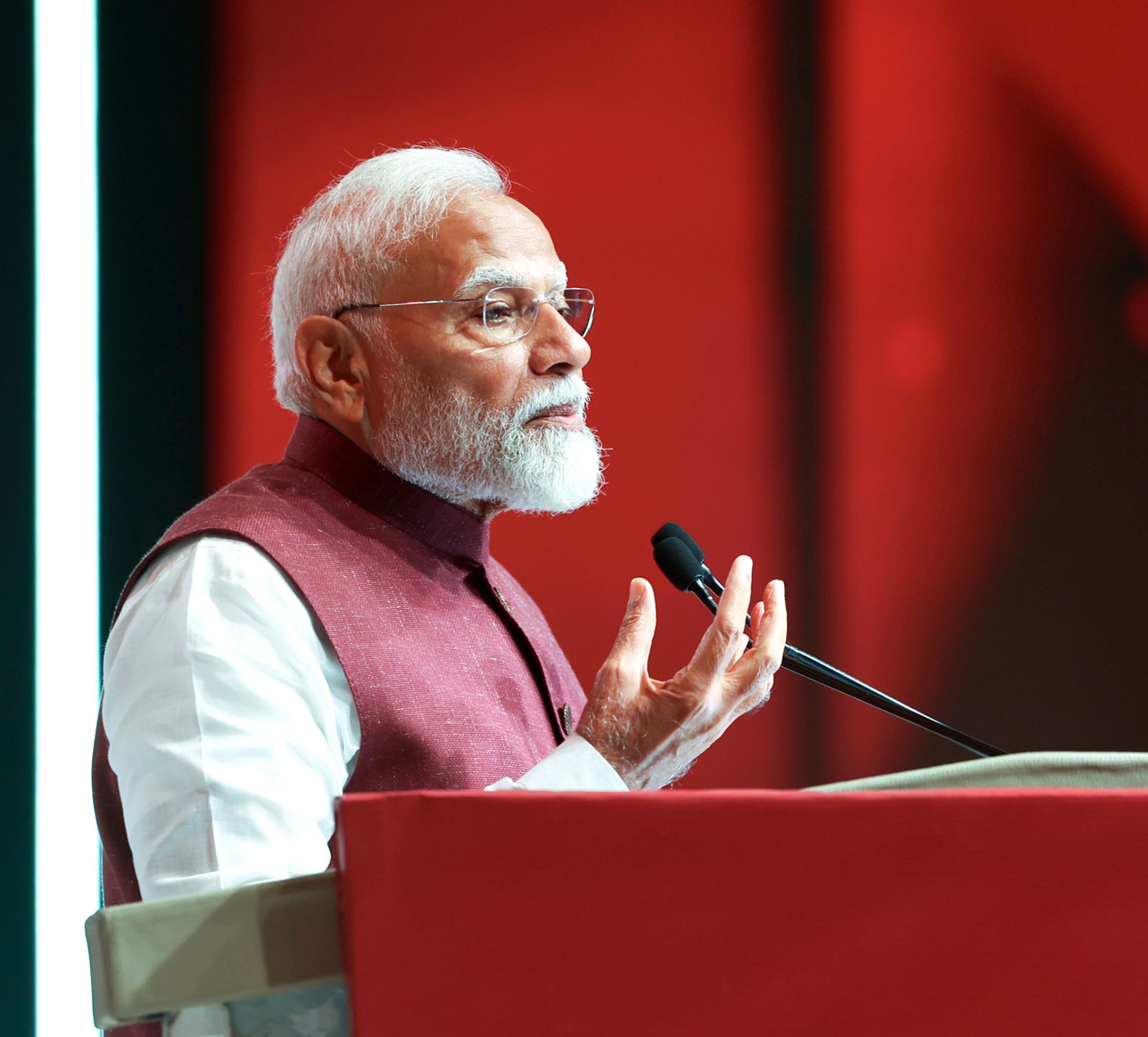 विश्व जल दिवस पर प्रधानमंत्री नरेंद्र मोदी ने जल संरक्षण का संकल्प दोहराया विश्व जल दिवस पर प्रधानमंत्री नरेंद्र मोदी ने जल संरक्षण का संकल्प दोहराया