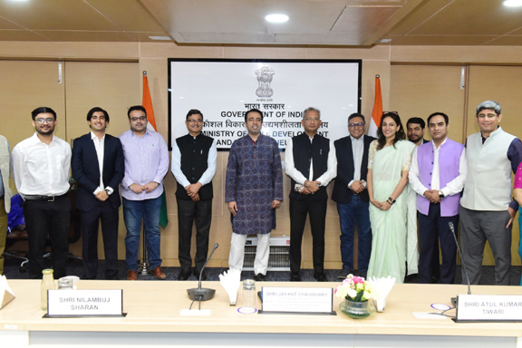 स्किल इंडिया की मेटा के साथ साझेदारी, व्हाट्सऐप पर मिलेगी रोजगार की जानकारी स्किल इंडिया की मेटा के साथ साझेदारी, व्हाट्सऐप पर मिलेगी रोजगार की जानकारी