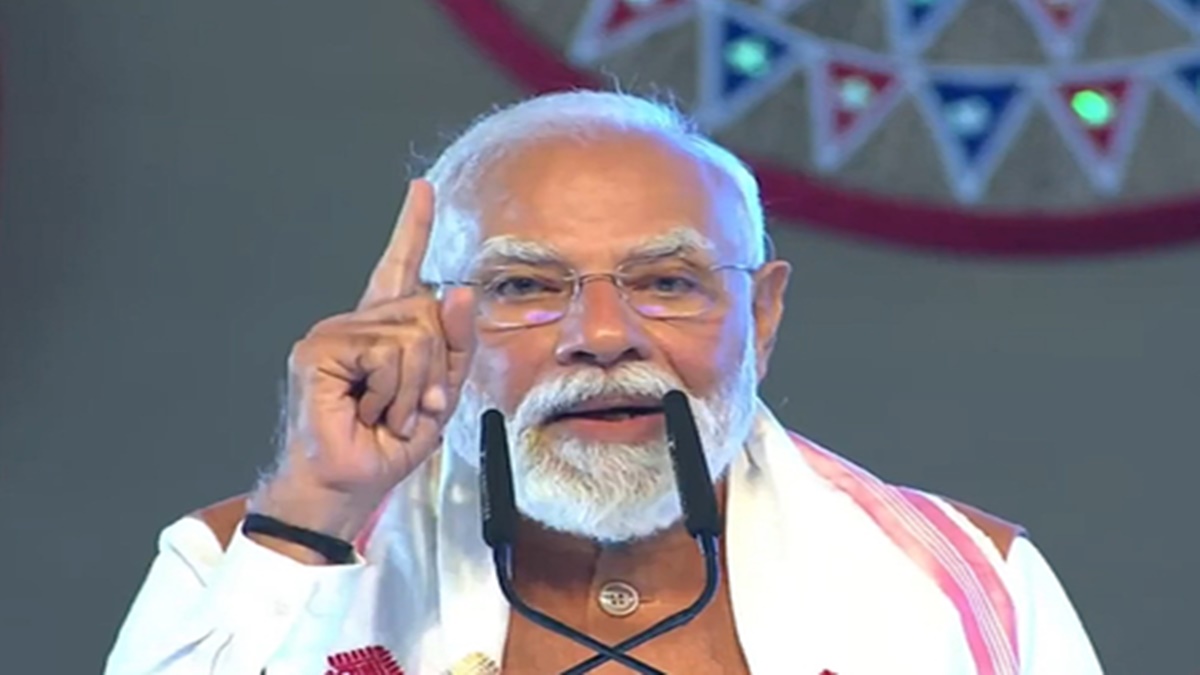 पीएम मोदी का ऐलान: पश्चिम बंगाल में भाजपा की सरकार बनी तो घुसपैठियों की खैर नहीं पीएम मोदी का ऐलान: पश्चिम बंगाल में भाजपा की सरकार बनी तो घुसपैठियों की खैर नहीं