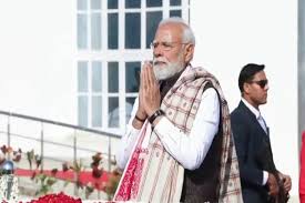 प्रधानमंत्री ने गुवाहाटी में स्मारक पर असम आंदोलन के शहीदों को श्रद्धांजलि दी प्रधानमंत्री ने गुवाहाटी में स्मारक पर असम आंदोलन के शहीदों को श्रद्धांजलि दी
