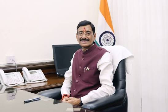 भारत का रक्षा उत्पादन और निर्यात पिछले एक दशक में काफी बढ़ा है: केंद्रीय मंत्री संजय सेठ भारत का रक्षा उत्पादन और निर्यात पिछले एक दशक में काफी बढ़ा है: केंद्रीय मंत्री संजय सेठ