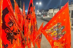 अयोध्या के राम मंदिर की प्रतिकृति वाले झंडों, पोस्टरों की मांग बढ़ी