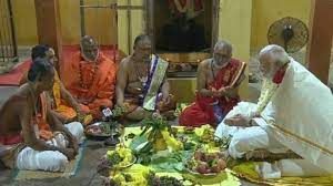 प्रधानमंत्री मोदी ने तमिलनाडु के धनुषकोडी के पास राम मंदिर में पूजा-अर्चना की