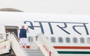 प्रधानमंत्री नरेंद्र मोदी संयुक्त अरब अमीरात और क़तर की तीन-दिवसीय यात्रा पर हुए रवाना प्रधानमंत्री नरेंद्र मोदी संयुक्त अरब अमीरात और क़तर की तीन-दिवसीय यात्रा पर हुए रवाना