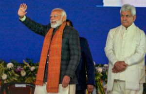 अनुच्छेद 370 के प्रावधान हटने के बाद जम्मू-कश्मीर विकास की नई ऊंचाइयों को छू रहा है : प्रधानमंत्री अनुच्छेद 370 के प्रावधान हटने के बाद जम्मू-कश्मीर विकास की नई ऊंचाइयों को छू रहा है : प्रधानमंत्री