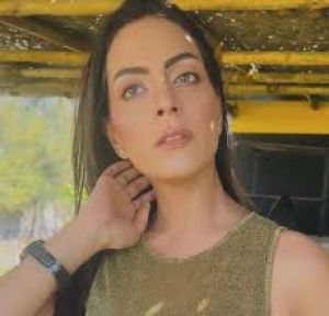 अभिनेत्री नूर मालविका दास ने मुंबई में अपने फ्लैट में आत्महत्या की