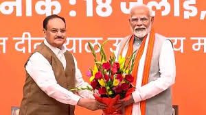 प्रधानमंत्री मोदी ने पार्टी मुख्यालय में भाजपा कार्यकर्ताओं से मुलाकात की प्रधानमंत्री मोदी ने पार्टी मुख्यालय में भाजपा कार्यकर्ताओं से मुलाकात की