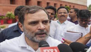 राहुल गांधी ने केंद्रीय बजट को “कुर्सी बचाओ” बजट कहा, कांग्रेस ने की कड़ी आलोचना राहुल गांधी ने केंद्रीय बजट को “कुर्सी बचाओ” बजट कहा, कांग्रेस ने की कड़ी आलोचना