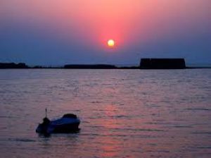  पिकनिक मनाने गए तीन लोग नदी में डूबे