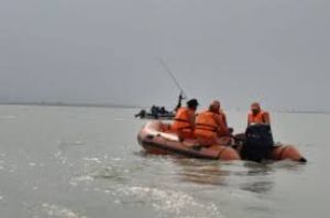  लापता विमान की तलाश में नौसेना की मदद मांगी गयी  