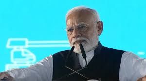 मैं शिवाजी महाराज के चरणों में मस्तक रखकर माफी मांगता हूं: छत्रपति की प्रतिमा गिरने पर मोदी ने कहा मैं शिवाजी महाराज के चरणों में मस्तक रखकर माफी मांगता हूं: छत्रपति की प्रतिमा गिरने पर मोदी ने कहा