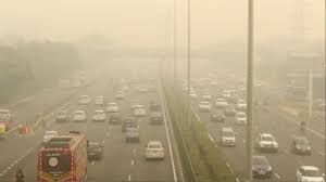  राजधानी जहरीली धुंध की चादर से ढंकी, कुछ इलाकों में एक्यूआई &lsquo; गंभीर&rsquo; श्रेणी में पहुंचा 