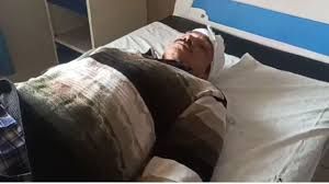 मोबाइल से मना करने पर छात्र ने अध्यापक को मारा चाकू