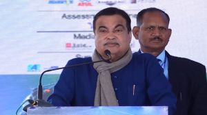 केन्द्रीय मंत्री गडकरी ने मध्य प्रदेश में किया देश की पहली हाइड्रोजन-सीएनजी वाहन का अनावरण केन्द्रीय मंत्री गडकरी ने मध्य प्रदेश में किया देश की पहली हाइड्रोजन-सीएनजी वाहन का अनावरण