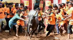 अवनियापुरम जल्लीकट्टू शुरू, पुरस्कार सूची में ट्रैक्टर और कार