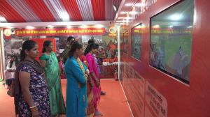 सूचना एवं प्रसारण मंत्रालय की प्रदर्शनी से लोगों को मिल रहा राष्ट्रीय एकता का संदेश