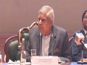 उपराष्ट्रपति धनखड़ से मिलने दिल्ली एम्स पहुंचे प्रधानमंत्री मोदी, जाना हालचाल उपराष्ट्रपति धनखड़ से मिलने दिल्ली एम्स पहुंचे प्रधानमंत्री मोदी, जाना हालचाल