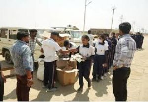 महाकुंभ में एनसीसी कैडेट ने स्वच्छता अभियान चलाया महाकुंभ में एनसीसी कैडेट ने स्वच्छता अभियान चलाया