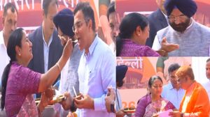 दिल्ली सरकार ने खीर खिलाकर अनोखे अंदाज में बजट सत्र की शुरुआत की