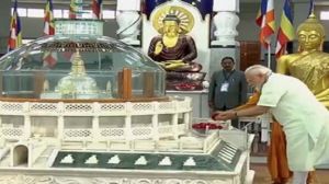 पीएम मोदी ने दीक्षाभूमि में डॉ. बीआर अंबेडकर को दी श्रद्धांजलि, कहा- &lsquo;यहां आने का सौभाग्य पाकर अभिभूत हूं&rsquo;