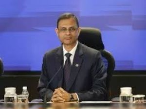 आरबीआई सोने के बदले कर्ज नियम को सख्त नहीं बल्कि सुसंगत बना रहा: गवर्नर मल्होत्रा आरबीआई सोने के बदले कर्ज नियम को सख्त नहीं बल्कि सुसंगत बना रहा: गवर्नर मल्होत्रा