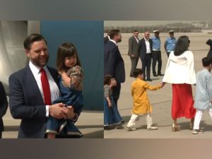 अमेरिकी उपराष्ट्रपति पहुंचे नई दिल्ली, अक्षरधाम मंदिर के किए दर्शन