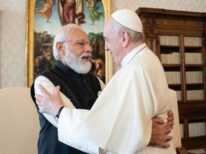 पोप फ्रांसिस के निधन पर पीएम मोदी ने जताया शोक, भारत के प्रति उनके लगाव को बताया यादगार पोप फ्रांसिस के निधन पर पीएम मोदी ने जताया शोक, भारत के प्रति उनके लगाव को बताया यादगार