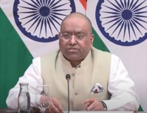 पहलगाम हमले के बाद भारत का सख्त रुख, पाक नागरिकों के वीजा सेवाओं पर लगी रोक पहलगाम हमले के बाद भारत का सख्त रुख, पाक नागरिकों के वीजा सेवाओं पर लगी रोक