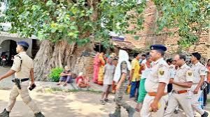 जमीन विवाद को लेकर पिता-पुत्र की गोली मारकर हत्या...! जमीन विवाद को लेकर पिता-पुत्र की गोली मारकर हत्या...!