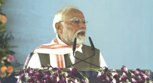 आतंक का फन अगर उठा तो भारत उसे बिल से खींचकर कुचल देगा: पीएम मोदी