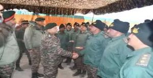  उत्तराखंड: सेना प्रमुख ने गढ़वाल क्षेत्र में अग्रिम चौकियों का दौरा किया, तैयारियों की समीक्षा की