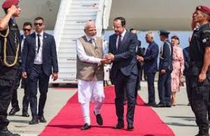 प्रधानमंत्री मोदी तीन देशों की यात्रा के पहले चरण में साइप्रस पहुंचे प्रधानमंत्री मोदी तीन देशों की यात्रा के पहले चरण में साइप्रस पहुंचे