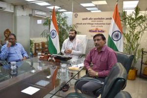 खादी और ग्रामोद्योग आयोग ने देश भर में 11,480 सेवा क्षेत्र के लाभार्थियों को 300 करोड़ रुपए की सब्सिडी दी