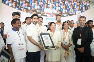 ‘योगांध्र’ के गिनीज रिकॉर्ड बनाने पर पीएम मोदी खुश, आंध्र प्रदेश की जनता को सराहा ‘योगांध्र’ के गिनीज रिकॉर्ड बनाने पर पीएम मोदी खुश, आंध्र प्रदेश की जनता को सराहा